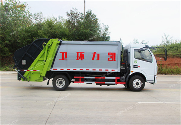国五东风7方压缩式垃圾车