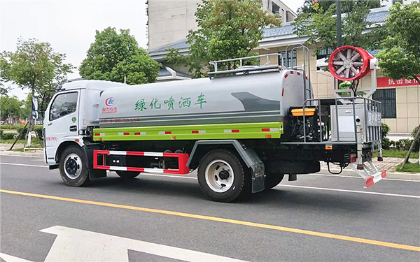 国六新款东风福瑞卡F7雾炮车